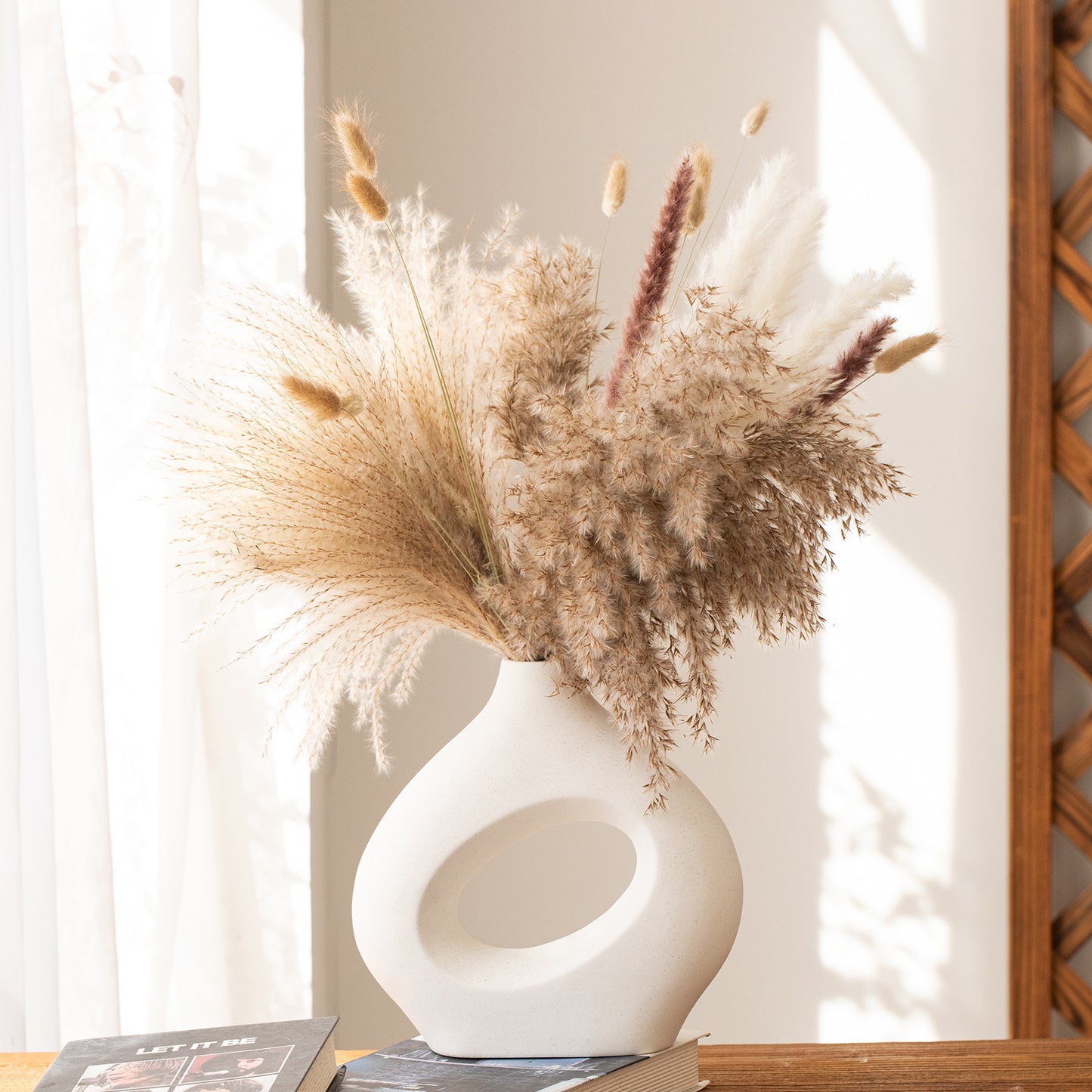 Ceramic Vase - MalloryAndHolland