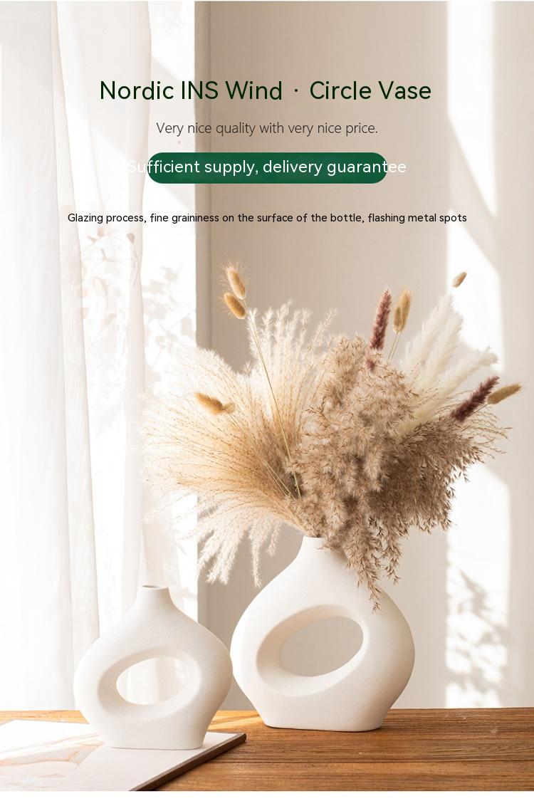 Ceramic Vase - MalloryAndHolland