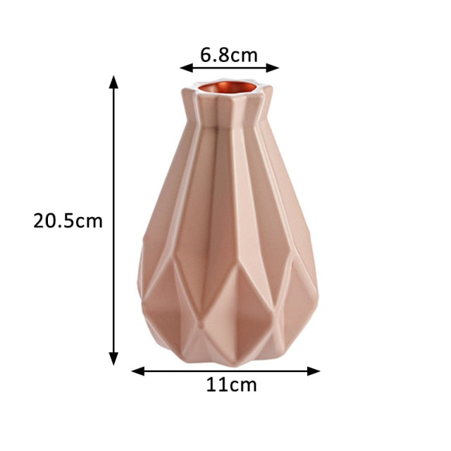 Modern vases decoration - MalloryAndHolland