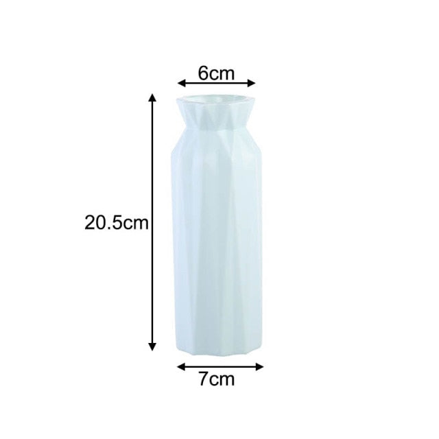 Modern vases decoration - MalloryAndHolland